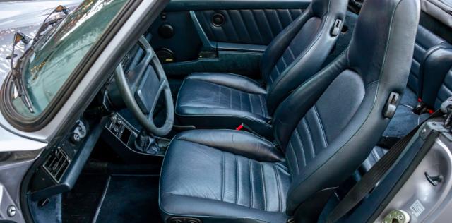Porsche 911 image 4