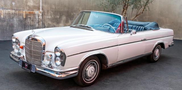 Mercedes Benz 300 image 3