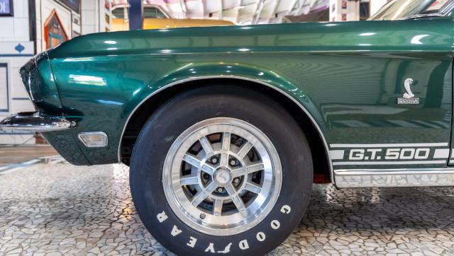 Ford Mustang image 5
