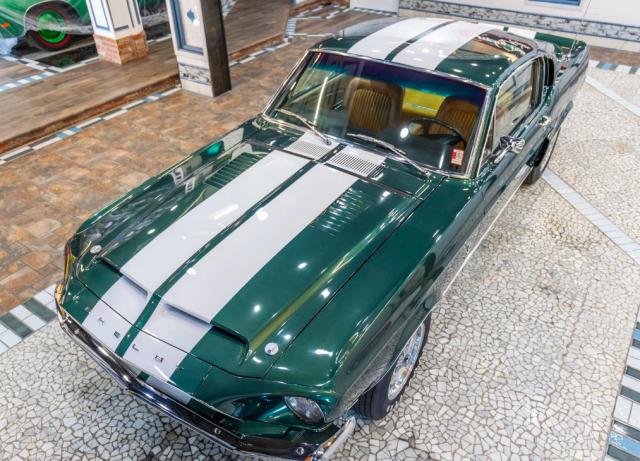 Ford Mustang image 8