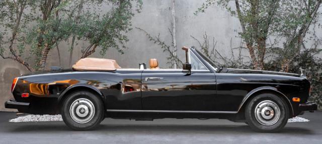 Rolls Royce Corniche image 1