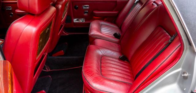 Rolls Royce Silver Spur image 3