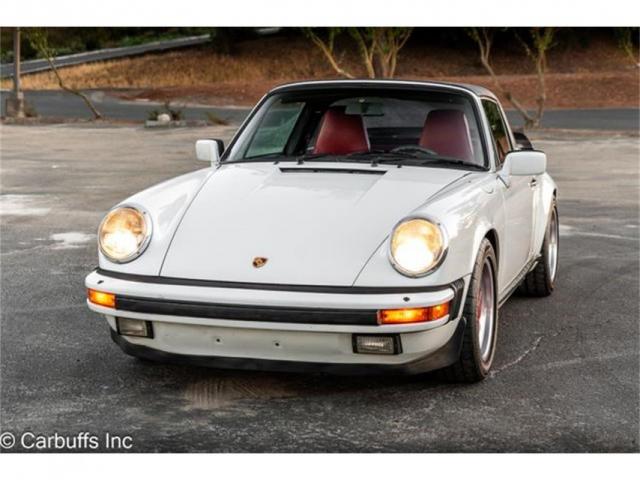 Porsche 911 image 5