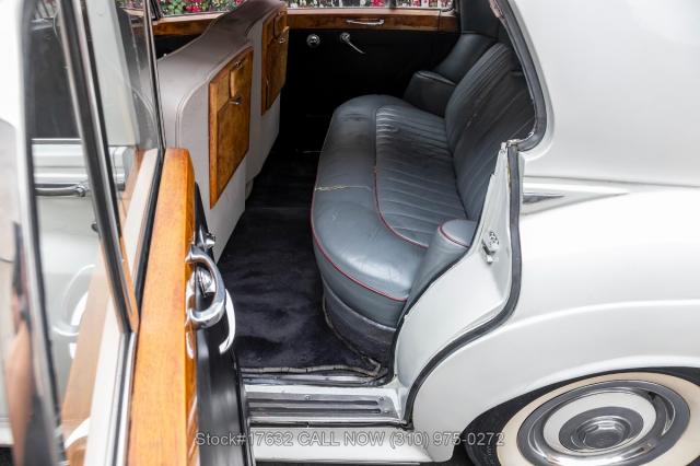 Bentley S2 image 2