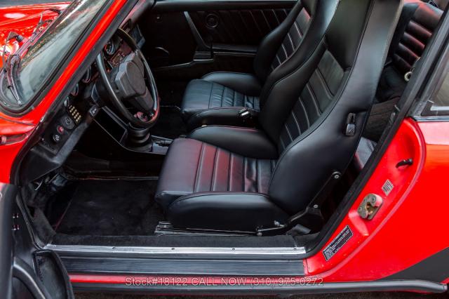 Porsche 911 image 5