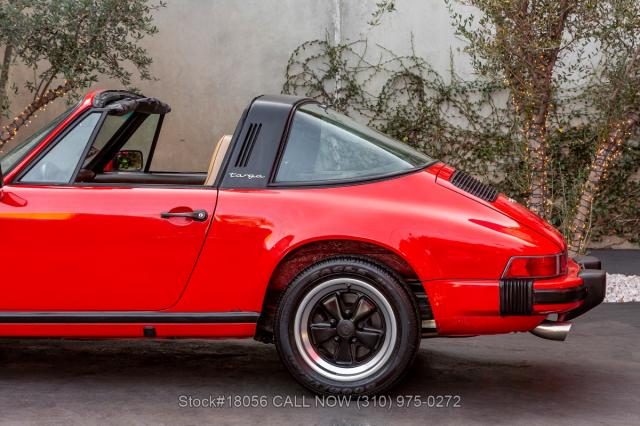 Porsche 911 image 3