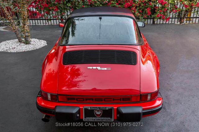 Porsche 911 image 4