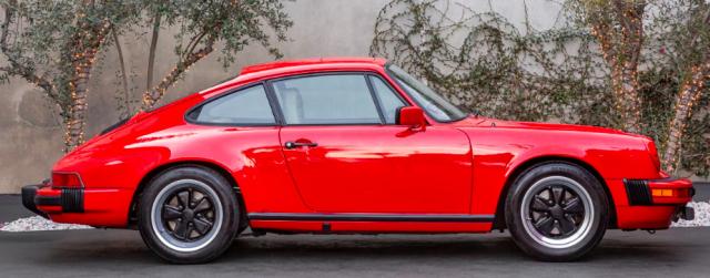 Porsche 911 image 5