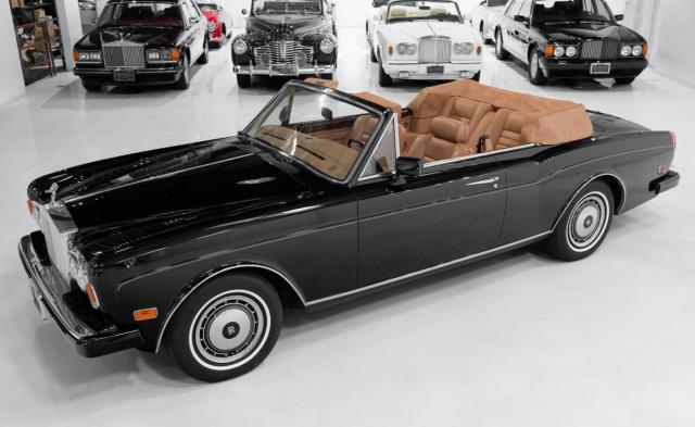 Rolls Royce Corniche image 8