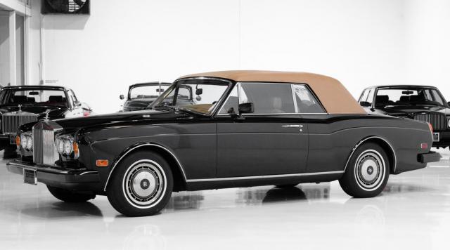 Rolls Royce Corniche image 3