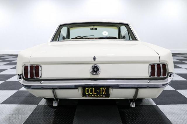 Ford Mustang image 3