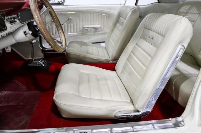 Ford Mustang image 1