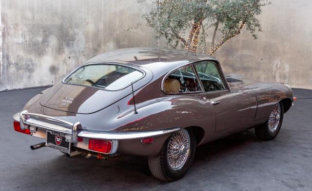 Jaguar E-Type image 7