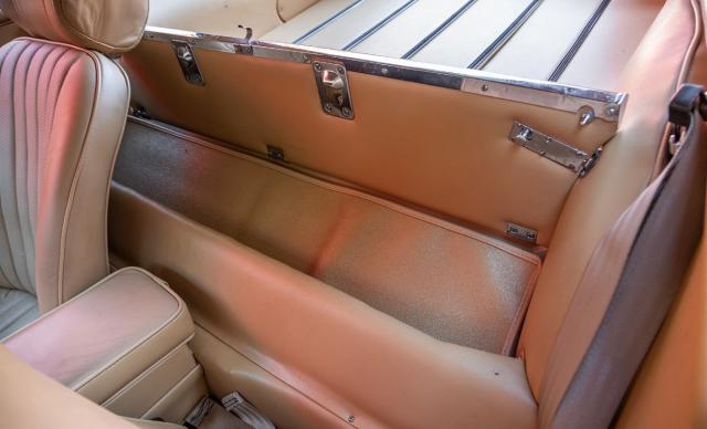 Jaguar E-Type image 1