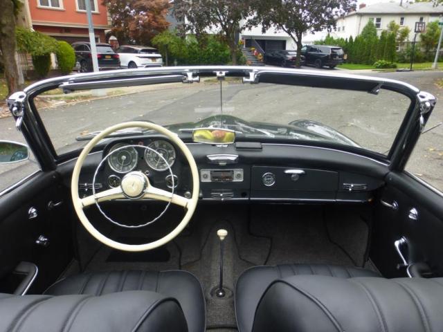 Mercedes Benz 190 Sl image 5