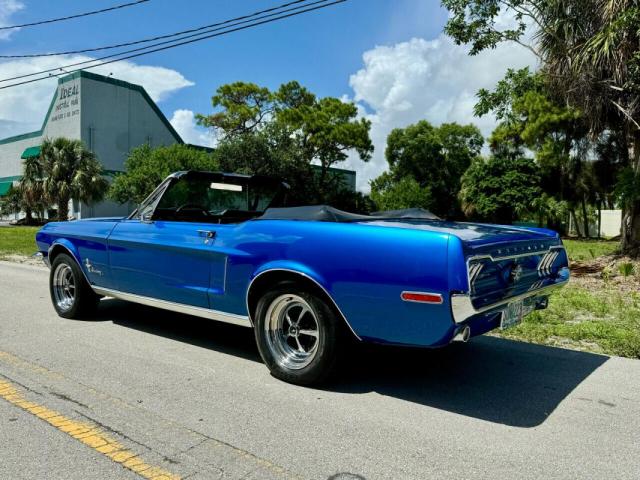 Ford Mustang Convertible image 3