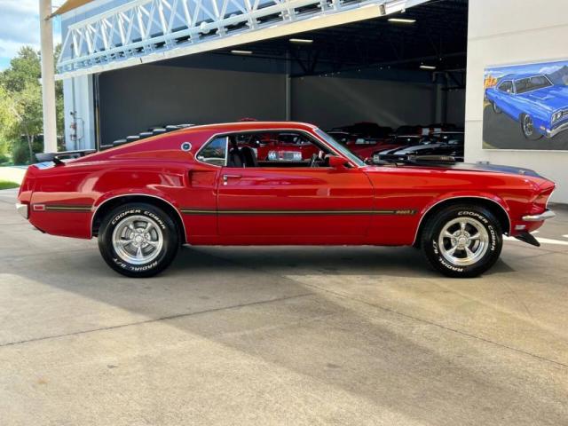 Ford Mustang image 4