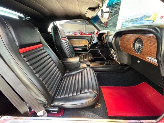 Ford Mustang image 5