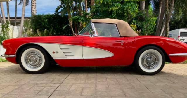 Chevrolet Corvette image 2
