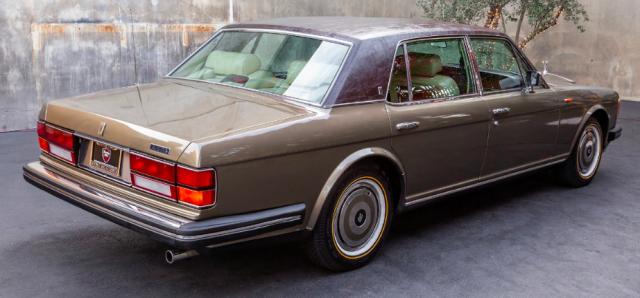 Rolls Royce Silver Spur image 8