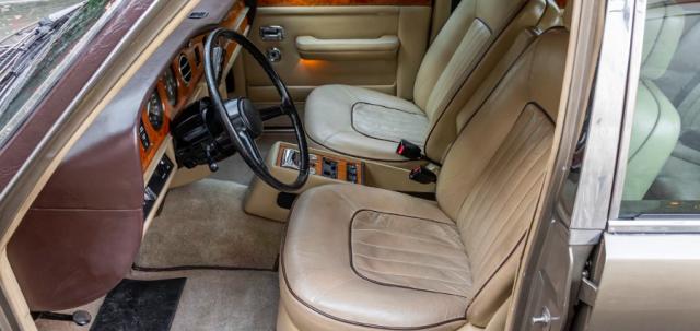 Rolls Royce Silver Spur image 4