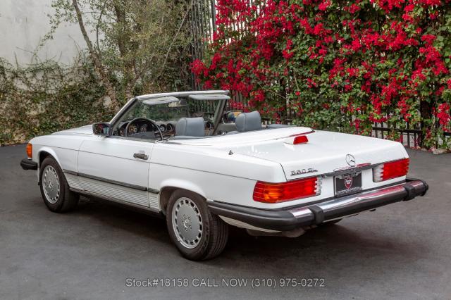 Mercedes Benz Sl 560 image 2