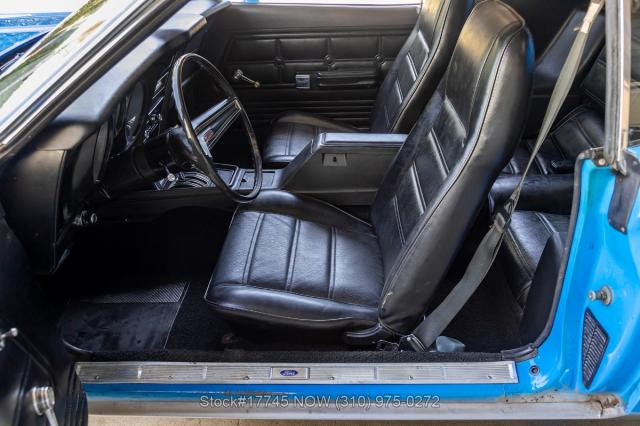 Ford Mustang image 2