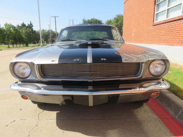 Ford Mustang image 3