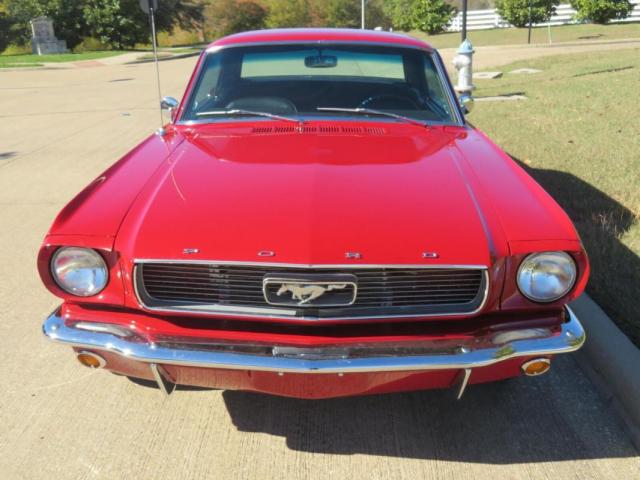 Ford Mustang image 7