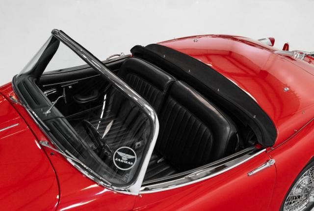 Jaguar Xk image 8
