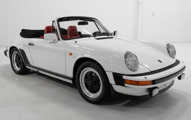 Porsche 911 image 1