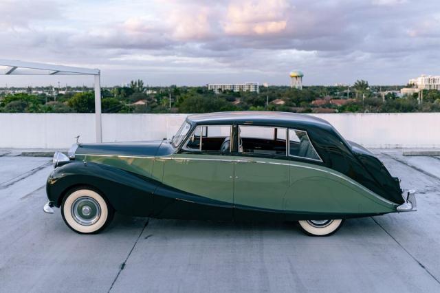 Rolls Royce Silver Wraith image 7