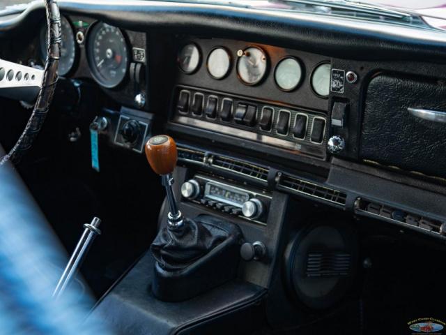 Jaguar E-Type image 6