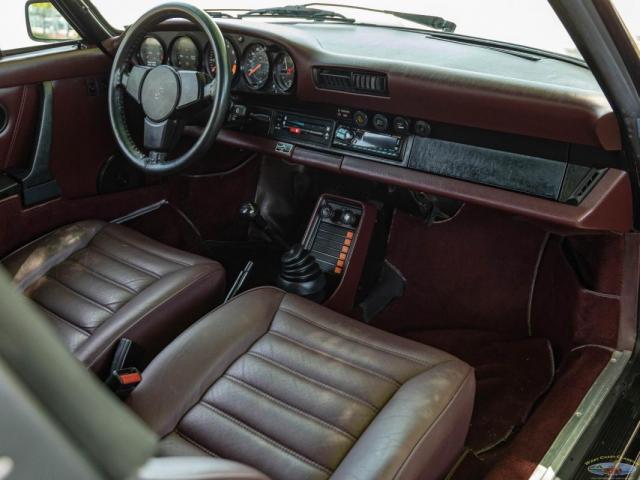 Porsche 911 image 4