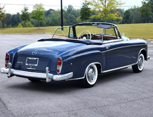 Mercedes Benz 220 image 6