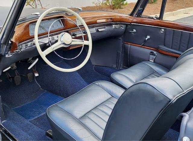Mercedes Benz 220 image 3
