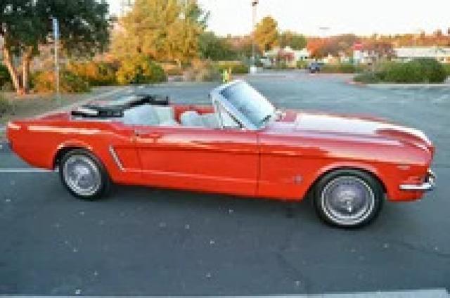 Ford Mustang image 9