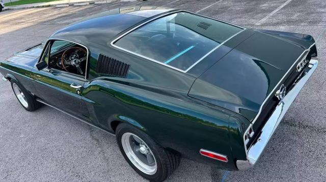 Ford Mustang image 3