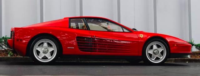 Ferrari Testarossa image 2
