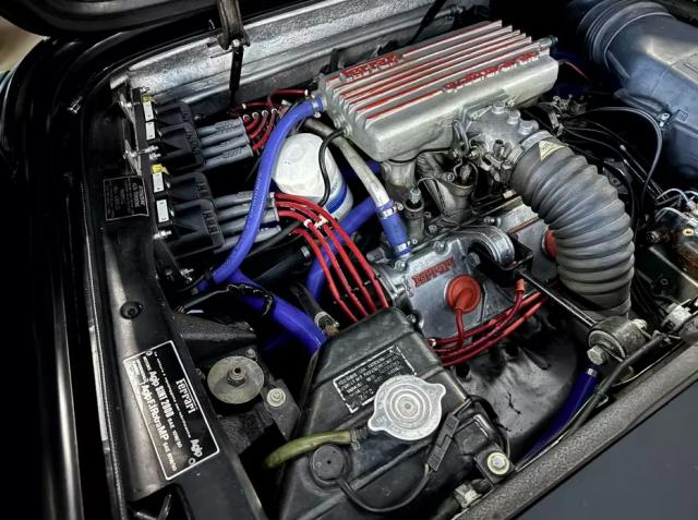 Ferrari Mondial image 4