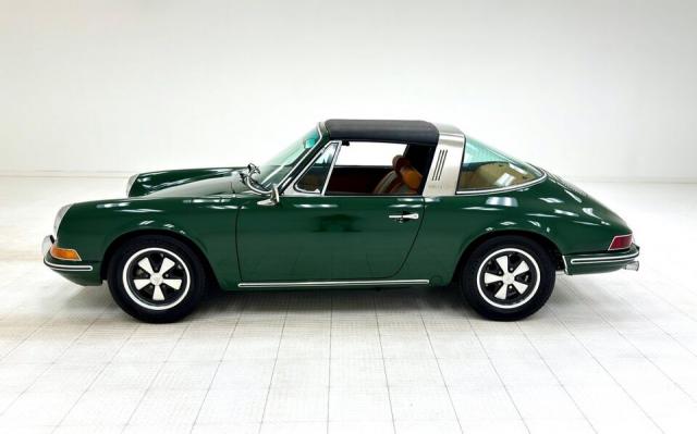 Porsche 911 image 3