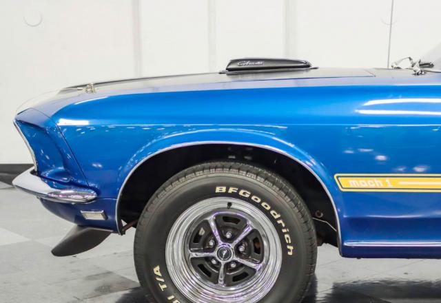 Ford Mustang image 9