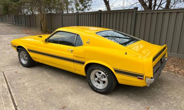 Ford Mustang image 6