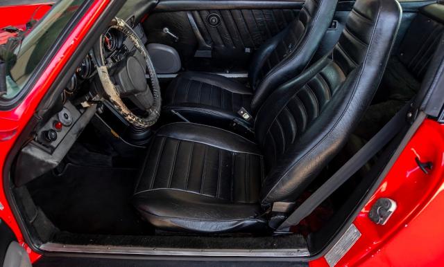Porsche 911 image 1