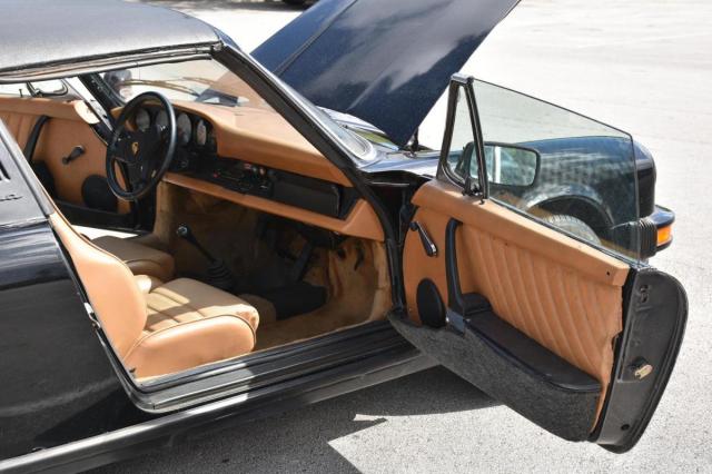 Porsche 911 image 3