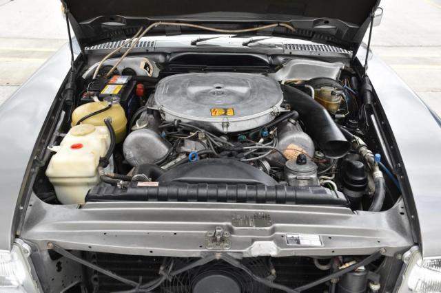 Mercedes Benz 500 image 1