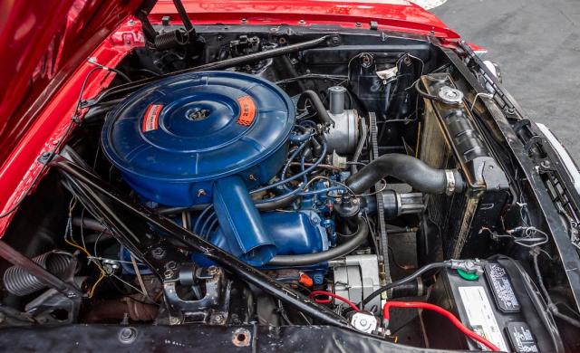 Ford Mustang image 2