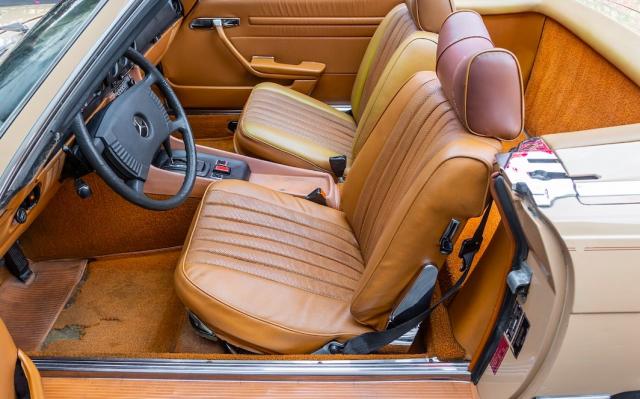 Mercedes Benz 450 image 4