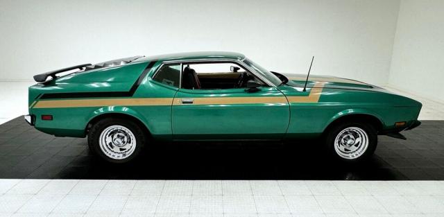 Ford Mustang image 2