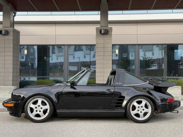 Porsche 911 image 1
